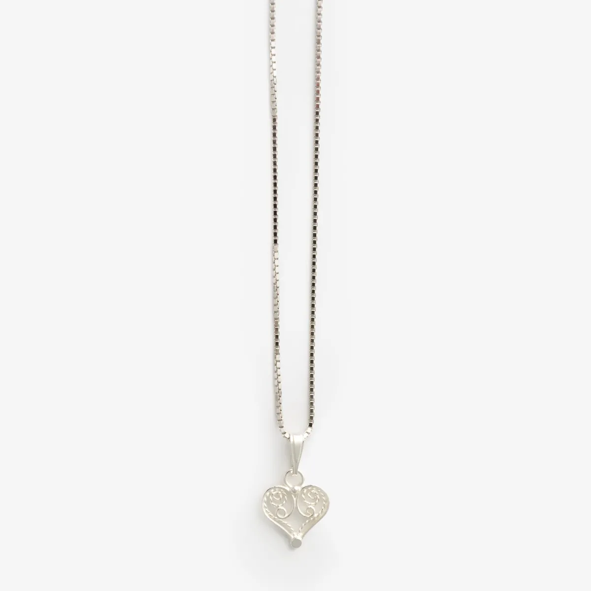Vesterheim Sølje Jewelry-Small Heart Necklace by Sylvsmidja