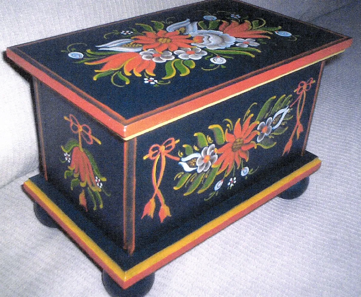 Vesterheim Rosemaling | Patterns & Design Packets-Valdres Lancaster Box Pattern by Sara Tollfeson